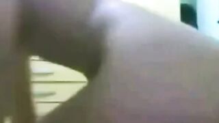 Adult Webcam Fun: Amateur Exhibitionism on Messenger Hoe 2