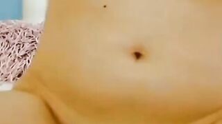 Blonde Amateur Babe Masturbates on Webcam