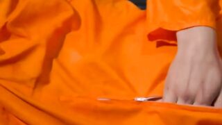 Prison Officer Fucks Inmate Raw Ass