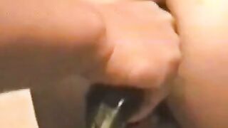 Une Courgette dans Mon Cul - Anal Orgasm