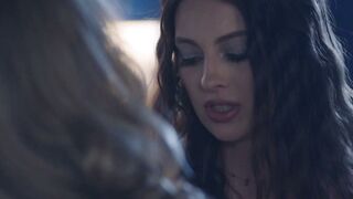 Maddy May and Anna Claire Clouds lock legs for intense lesbian scissoring