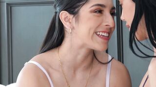 Three petite beauties including Bianca Bangs race for screaming shared orgasm