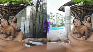 PURITYVR Summer fever with Lilian and Maria Eduarda