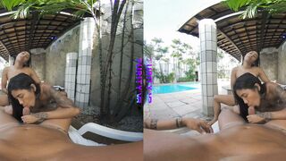 PURITYVR Summer fever with Lilian and Maria Eduarda