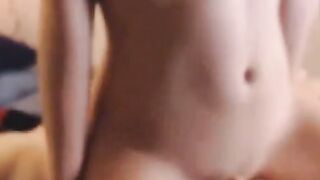 Webcam Lesbians Dildo Fuck and Eat Pussy