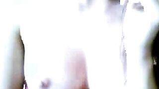 French Girl Masturbating on Webcam