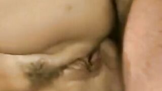 Deutscher Amateur Anal Creampie mit spritzenden Hausfrauen