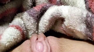 Left-Handed Solo Female Orgasm for the First Time