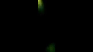 Indonesian Babe Gives Amateur Blowjob