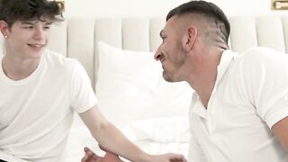 Petite teen Twink anal fucked by this big cock