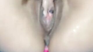 Super Wet Squirting Pussy on Webcam