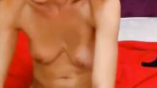 Sexy Milf Lives Cam Life - Exclusive Interview & Solo Female Orgasm