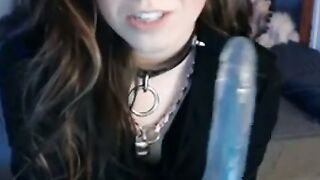 Hot Amateur Babe Loves Playing With Toys - Masturbation Session on Cam