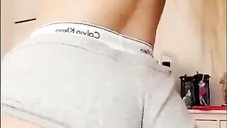 Thick Amateur Solo Webcam Dildo Tease