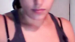 Colombian Latina Amateur Shows Off Her Pussy on Webcam
