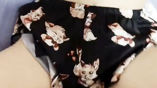Teen Takes Off Condom During Sex With Big Cock