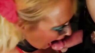 British Amateur's Kinky Blowjob in Bondage