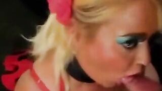 British Amateur's Kinky Blowjob in Bondage
