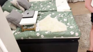 Freaky 18 loves to pissing and gets caught