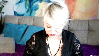cougar AimeeParadise: soak old cunt amazing closeup!
