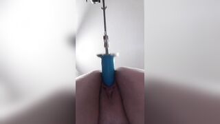 Tight Vagina getting screwed by fucking machine
