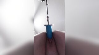 Tight Vagina getting screwed by fucking machine