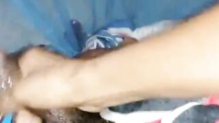 Sri Lankan Amateur Wife Gets a Handjob at Home