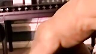 Big cock sucking leads to steamy facial delight