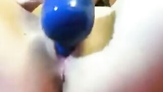 Multiple Orgasms: Squirting Webcam Girl