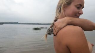 Autumny-Nude-Blondie - Outdoor Fun in Nature With A Sexy Babe