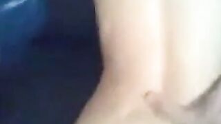 Deutsche Amateurfrau nimmt es mit einem Riesenschwanz auf