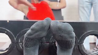 Foot Fetish Goddess - Footjob with Toe Sucking & Facial