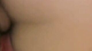 Deutsche Amateur-Babe bekommt trotz Grippe ein Facial