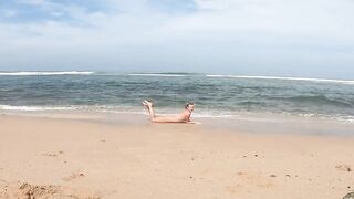 Blonde Babe's Naked Ocean Swim