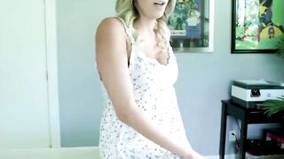HeiBe Stiefmutter Will Einen Deal Machen 8