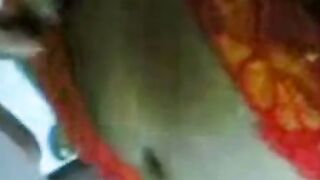 Malaysian Hijabi Amateur Gives Office Blowjob