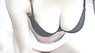 Kyo Sun: Chinese Factory Girl's Amateur Webcam Show