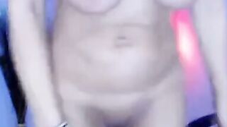 Natural Tits Mom Shows Off Big Boobs on Webcam