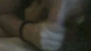 Amateur Arab Couple Gets Wild on Webcam