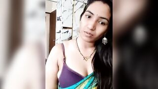 Perfect Desi Girl In Saree Show