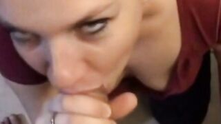 Amateur Housewife Gets a Big Facial from Strangers