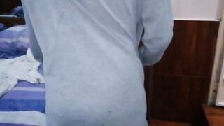 Pregnant Latina Teen Sucks Cock After Shower
