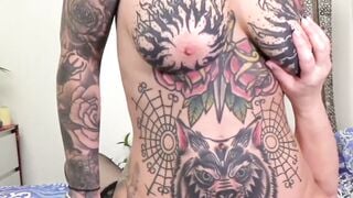 Lacey Starr & Pixie Peach: Extreme Tattooed Lesbian Tribbing