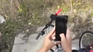 Amateur Outdoor Facial and Handjob on Bike Trail