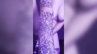 Solo Emo Brunette Finger Fucks Her Fat Ass