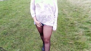 Amateur walks braless – outdoor flashing