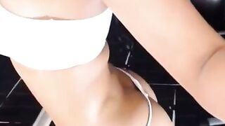 Latina Workout Webcam Show Featuring Big Booty