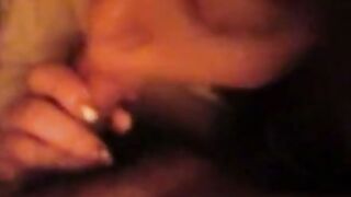 Amateur Chinese Mom Gives a Cute Blowjob