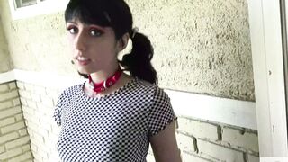 Daphne Dare’s Face Is Screwed Like A Sex toy Into A Crazy Hookup!