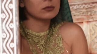 Eastern Beauty's Solo Dance